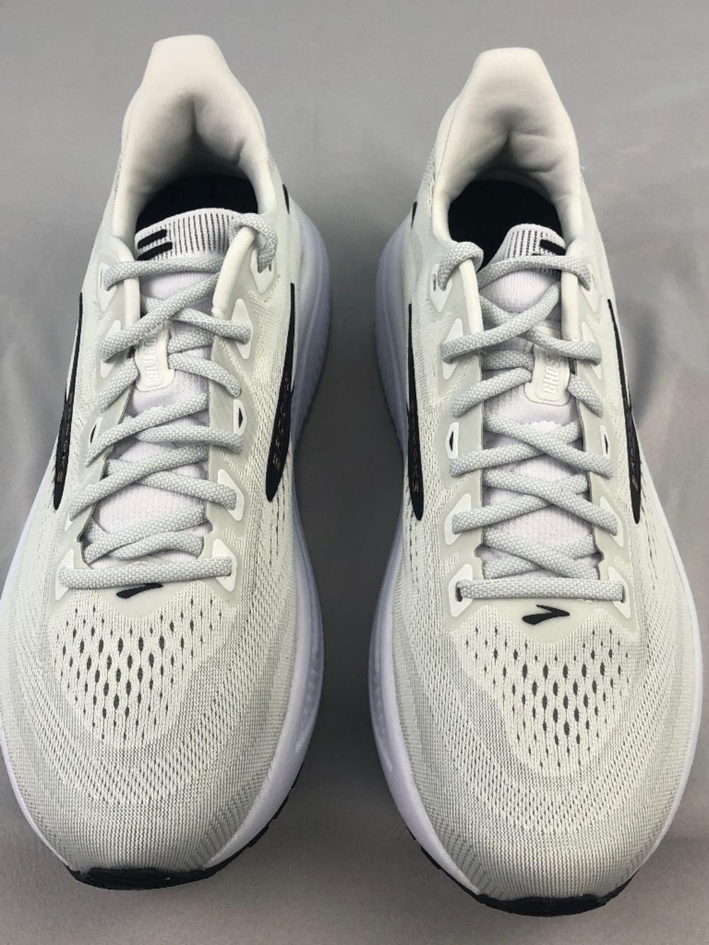 NIB Brooks Ghost 18 Wh/Blk/Rose Gold Womens Sneakers 120482-1B-105 Size 11B - Picture 3 of 12